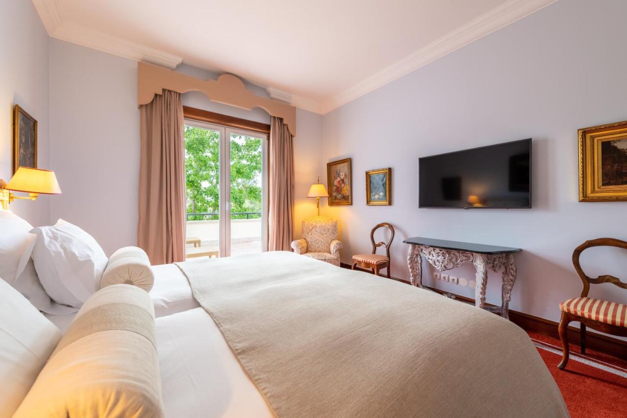 Pestana Palace Lisboa Hotel & National Monument - The Leading Hotels Of The World Exteriér fotografie A room at the hotel